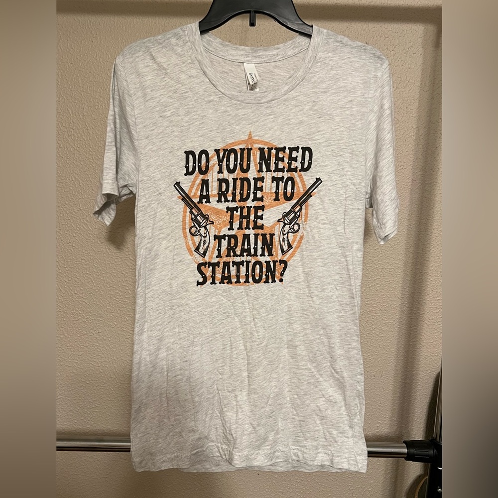 Lt. Gray Tee SZ S Yellowstone